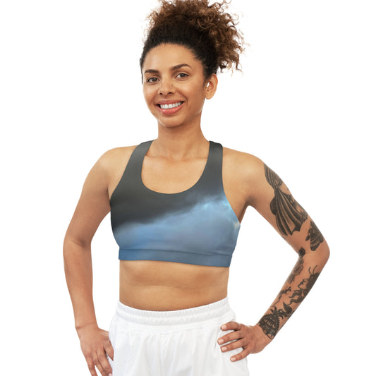 Experience superior support and freedom of movement in our high-impact sports bra, featuring a racerback design, quick-drying fabric, and a wide, adjustable band for a secure, comfortable fit