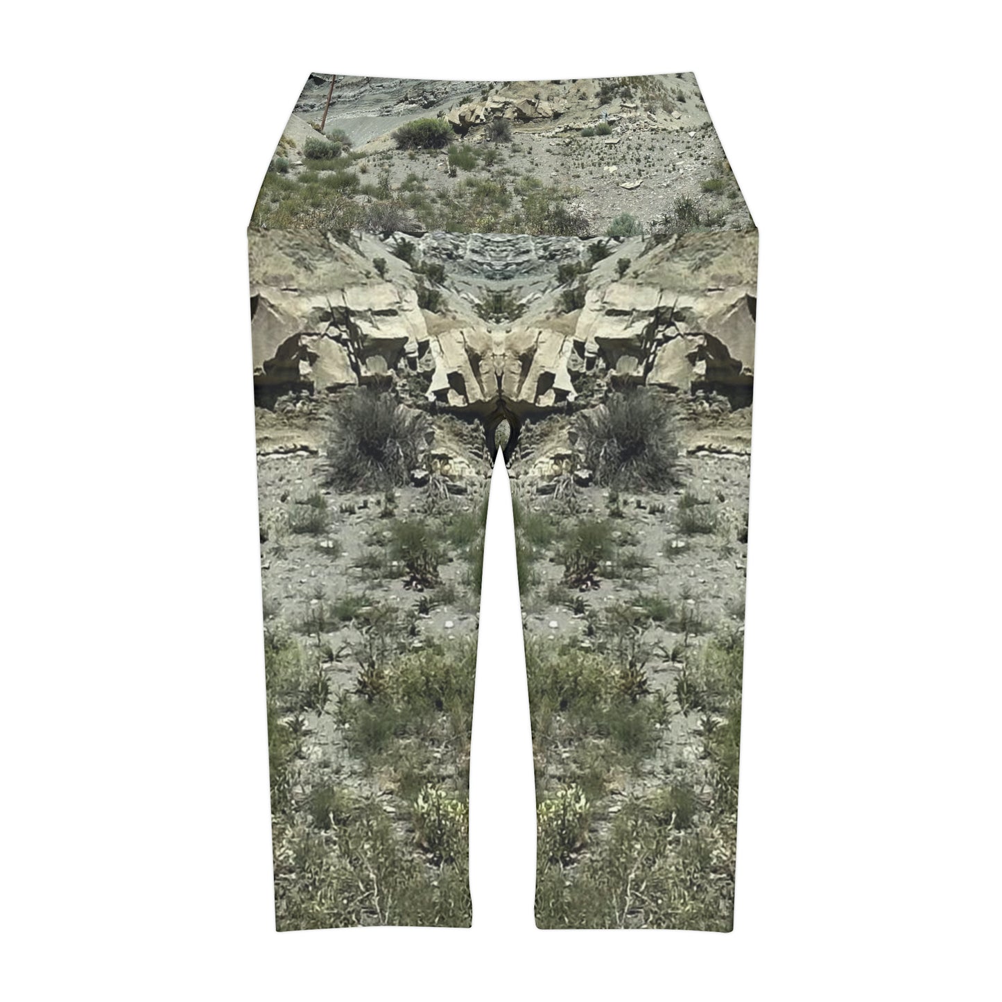 Unveil Tranquility Yoga Capri Leggings