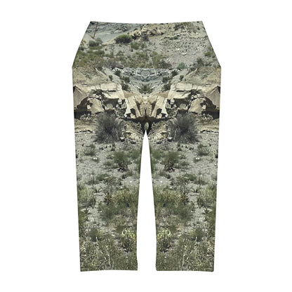 Unveil Tranquility Yoga Capri Leggings